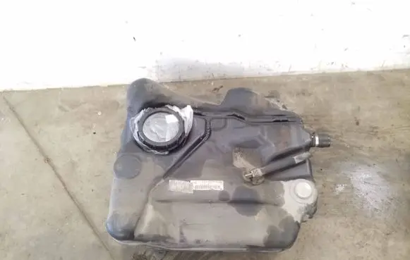 Ford Focus Fuel tank 3m519k007ud