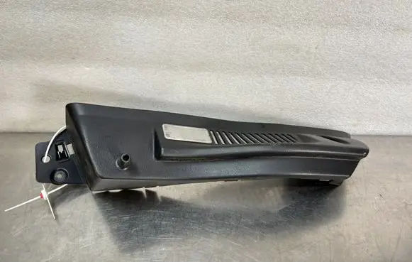 Renault Clio IV Other trunk/boot trim element 799120964R
