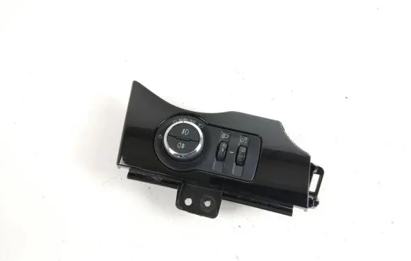 Chevrolet Orlando Light switch 13301752