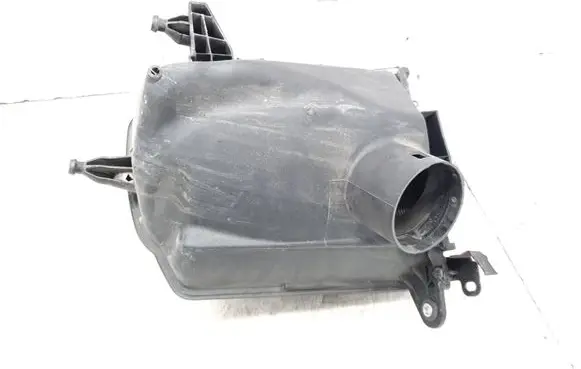 Renault Koleos I Air filter box 1026323S01