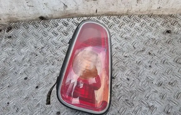 Mini One - Cooper R50 - 53 Rear/tail lights 6925835 6925051 6916395