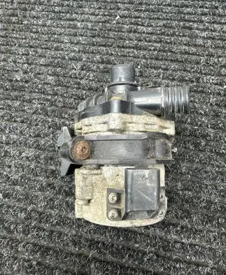 BMW X5 F15 Electric auxiliary coolant/water pump 7850113