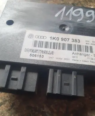 Volkswagen PASSAT B6 Tow bar trailer control unit/module 1K0907383 506153