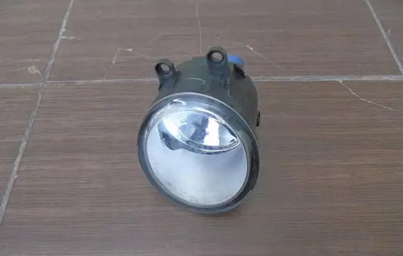 Toyota RAV 4 (XA30) Front fog light 812200D04