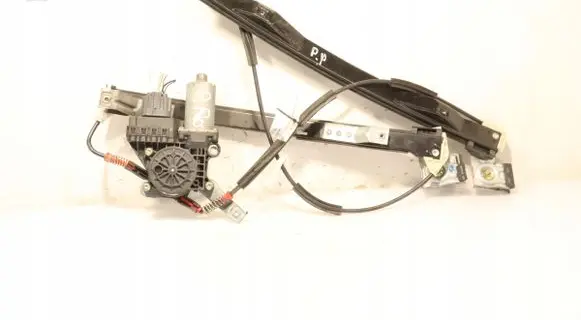 Ford Mondeo Mk III Front window lifting mechanism without motor 