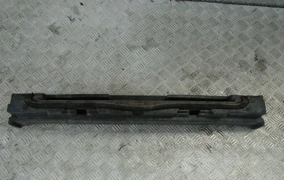 Front bumper foam support bar