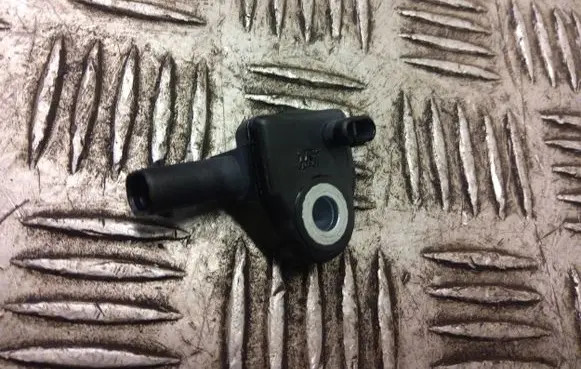 BMW X2 F39 Airbag deployment crash/impact sensor 919610005