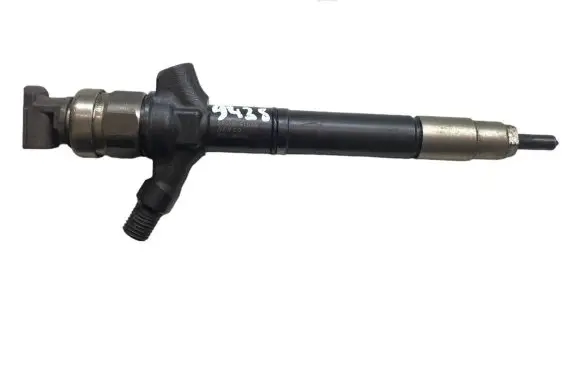 Toyota Land Cruiser (J200) Fuel injector 2367051030