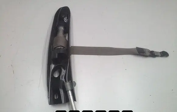 Volvo XC90 Front seatbelt