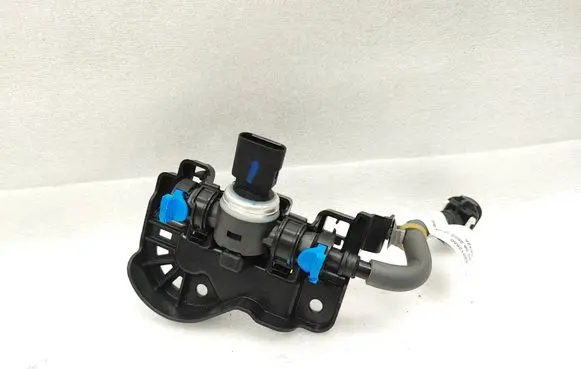 Volvo XC40 Fuel pressure sensor 32312850 32312398 8891350749
