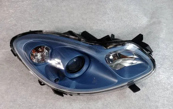 Smart ForTwo II Headlight/headlamp a4518200261