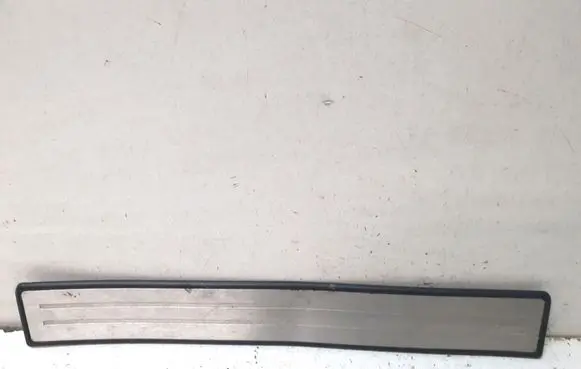 Skoda Superb B5 (3U) Rear sill trim cover 3U0853557J