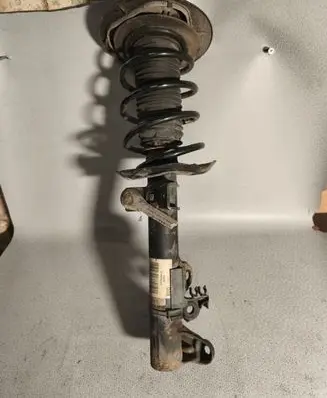Mercedes-Benz E W212 Front shock absorber with coil spring A2123204013