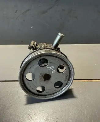 Audi A4 S4 B6 8E 8H Power steering pump 06B145255