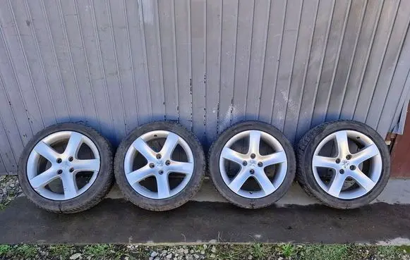 Peugeot 308 R17 alloy rim 9680731880