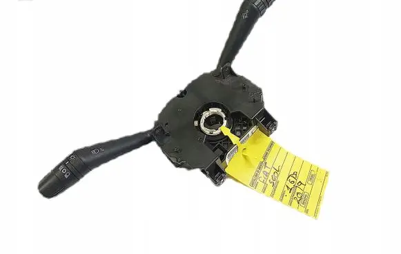 Fiat 500L Tailgate/trunk/boot open switch 07357020260