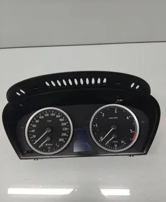 BMW 5 E60 E61 Speedometer (instrument cluster) 110080213 62116983153 213542032416