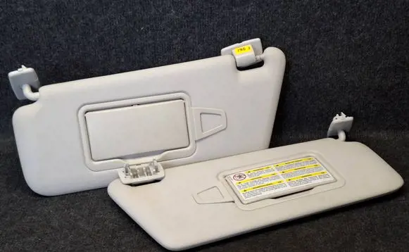 Mercedes-Benz B W245 Sun visor A1698100110 A1698100210