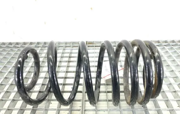 Mercedes-Benz Vito Viano W447 Rear coil spring