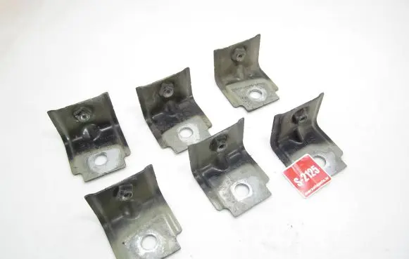 Volkswagen PASSAT B8 Fender mounting bracket 3G0809471
