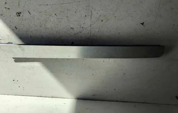 Volkswagen PASSAT B6 Dashboard glove box trim 3C1857212K