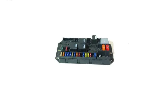 Land Rover Range Rover L322 Fuse module YQE500390 518880000