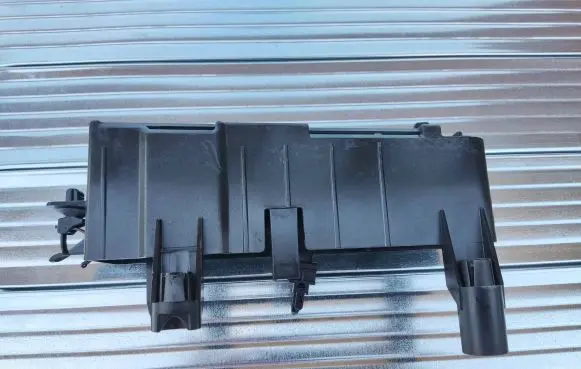 BMW 5 G30 G31 Other engine bay part 7935553