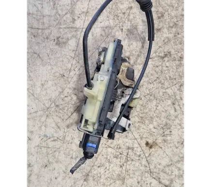 Volkswagen Transporter - Caravelle T5 Front door lock 15AMC3B1 991990101 837015AM