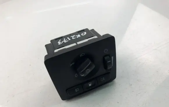 Volvo V50 Light switch 30739299