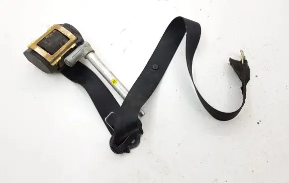 Audi A4 S4 B5 8D Front seatbelt 4D0857706