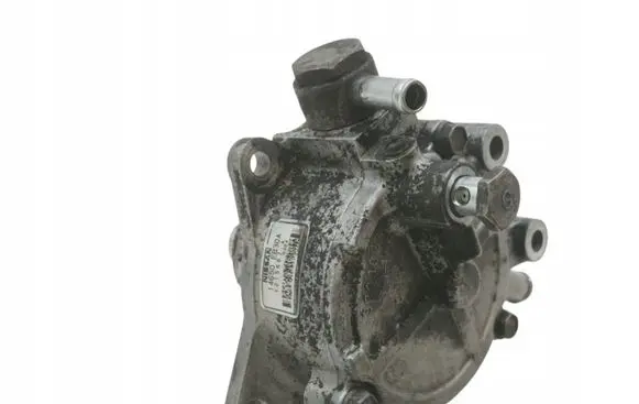 Renault Maxity Vacuum pump 14650EB30A