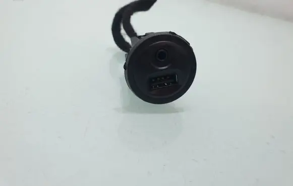 USB socket connector