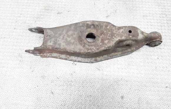 Chrysler Pacifica Rear control arm