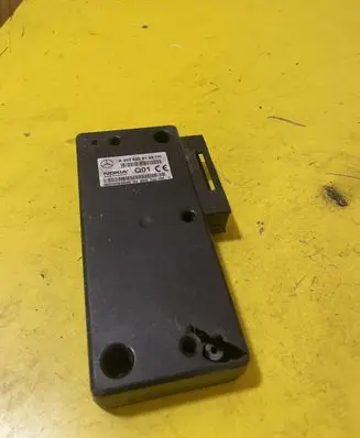 Mercedes-Benz S W220 Phone control unit/module A2038205185 2038205185