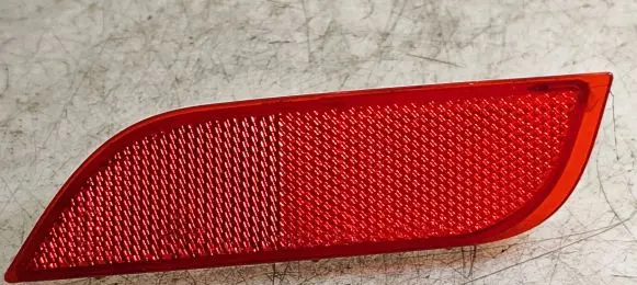 Subaru Legacy Rear tail light reflector 32302L