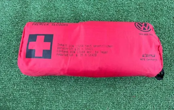Volkswagen ID.4 First aid kit 5K0860262