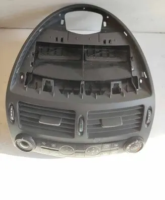 Mercedes-Benz E W211 Climate control unit 2118300085