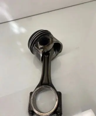 Volkswagen Touareg I Piston with connecting rod BPE