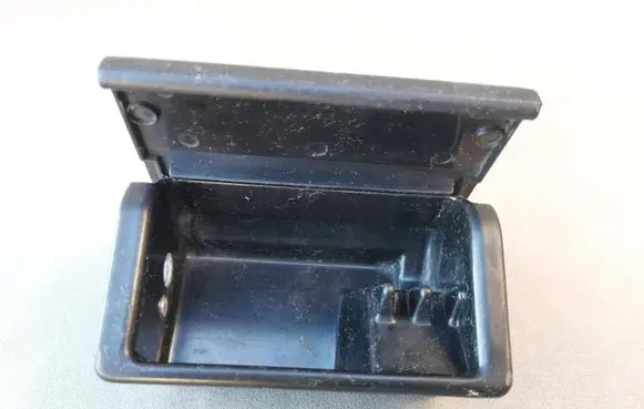 Audi 80 90 S2 B4 Ashtray (rear) 893857405