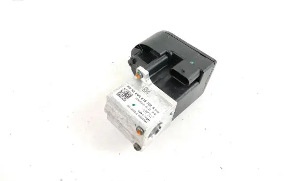 Porsche Taycan 9J1 Air conditioning (A/C) expansion valve 4M0816702A