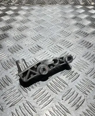 Ford Focus A/C compressor mount bracket DG24499