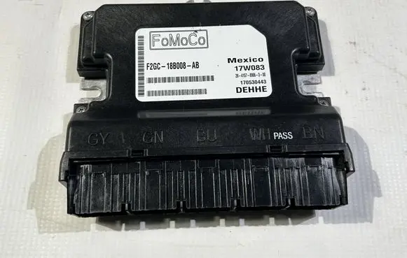 Lincoln Continental Central body control module f2gc18b008ab