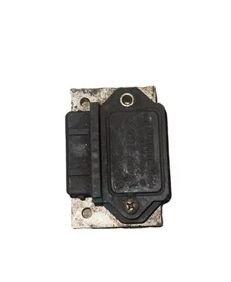 Audi 80 90 B3 Ignition amplifier control unit 211905351D
