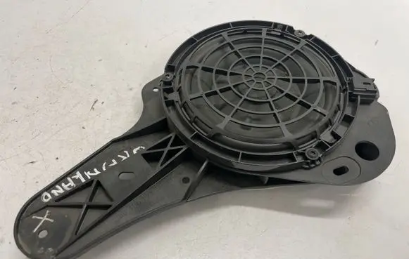Opel Grandland X Parcel shelf speaker 9813827180