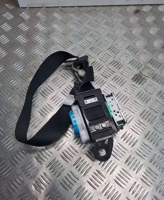 Mazda 6 Front seatbelt
