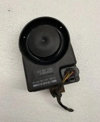 Audi A6 S6 C6 4F Alarm system siren 1K0951605C
