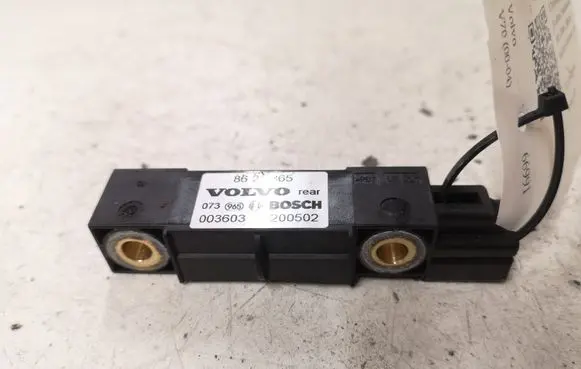 Volvo V70 Airbag deployment crash/impact sensor 8622365 200502