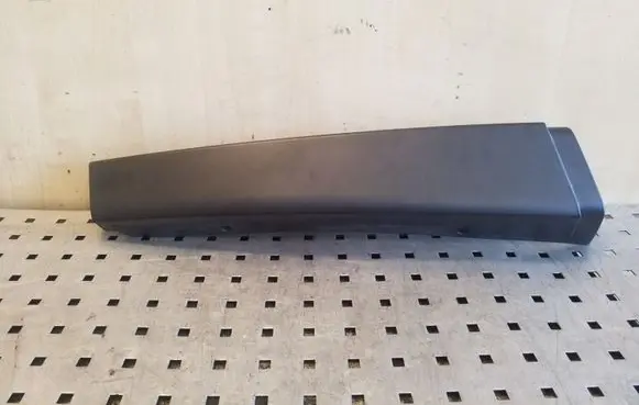 Seat Altea XL Front door glass trim molding 5P0853289C