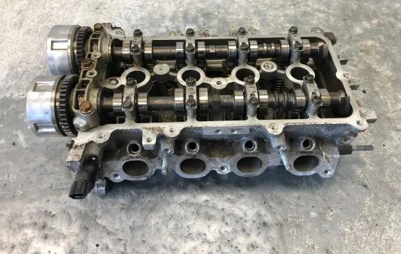 KIA Rio Engine head 