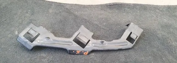 KIA Sorento Front bumper mounting bracket